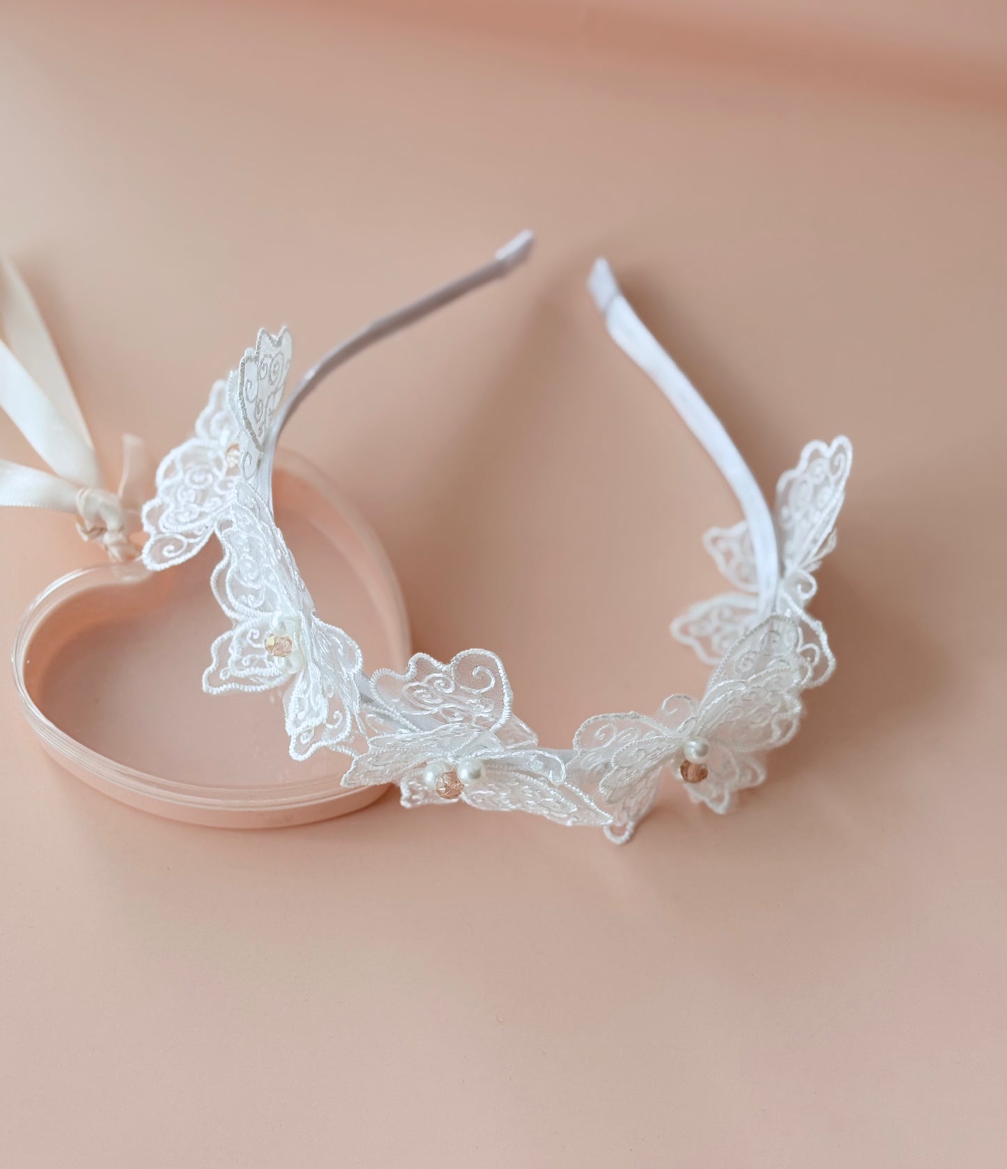Diadema Mariposas y Perlas