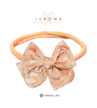 Bandita Orilla bordada Velvet